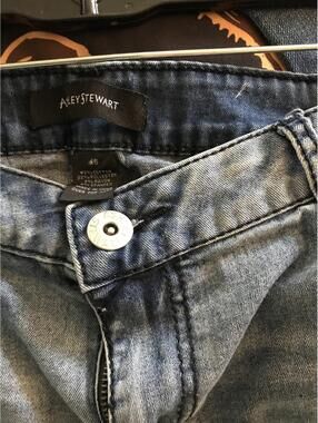 Alex Stewart Distressed Denim Shorts Size 16